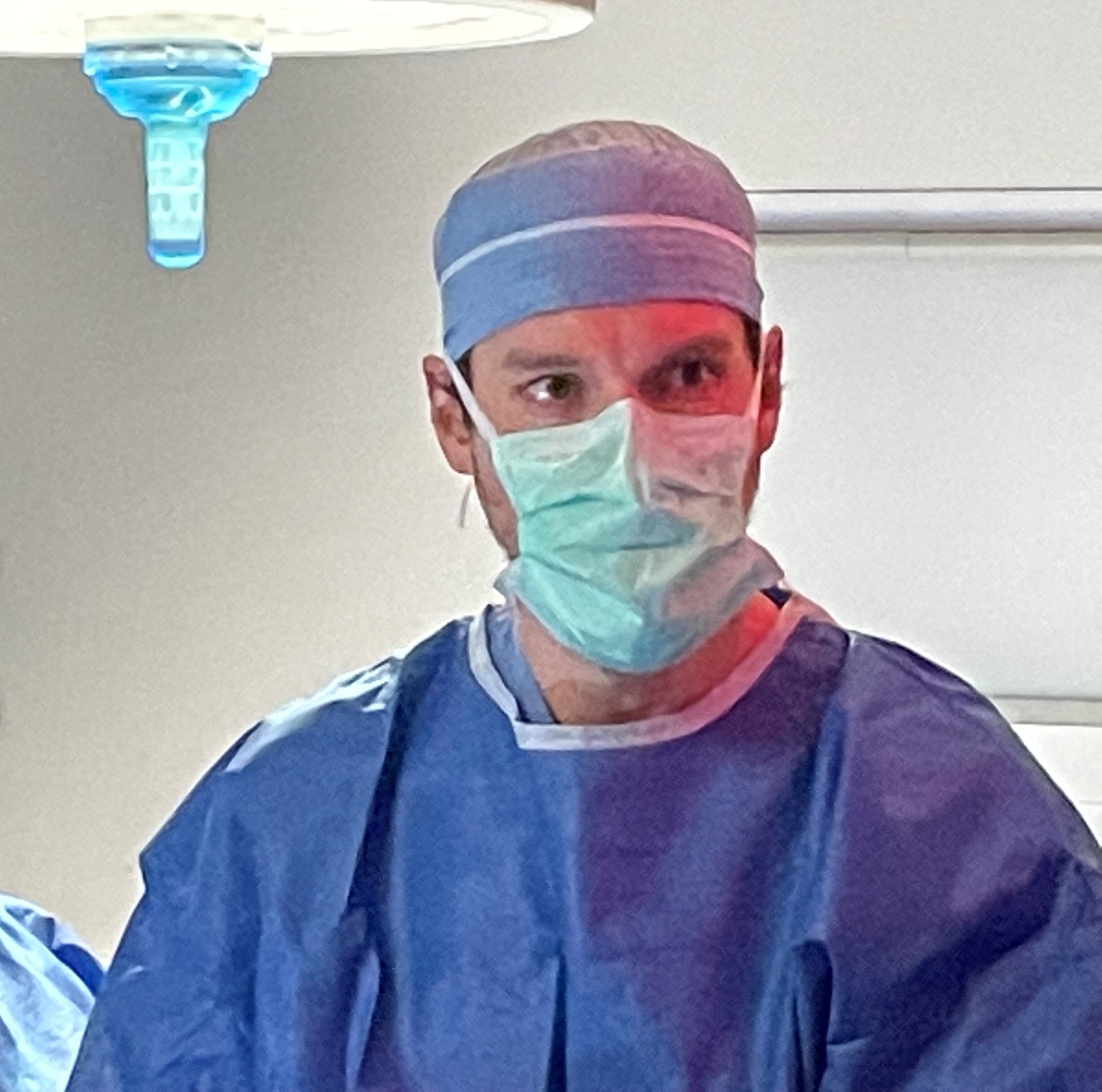 Bariatric surgeon Dr. Purtell consulting with a patient